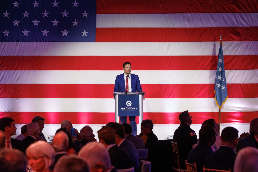 leadership and valor dinner speaker david bellavia